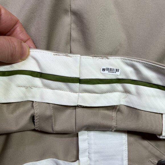 Orvis Men's Tan Dress Pants 45" Waist 30.5" Inseam - Picture 12 of 12